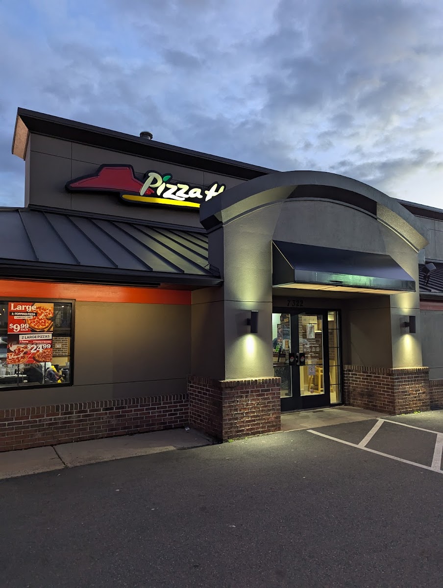 Pizza Hut Manassas